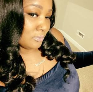 Meet your Posher, Victoria